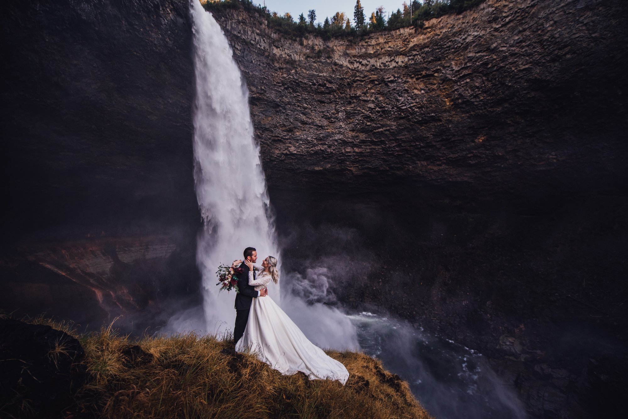 Wedding Photoshoot in Helmcken Falls, Wells Gray
