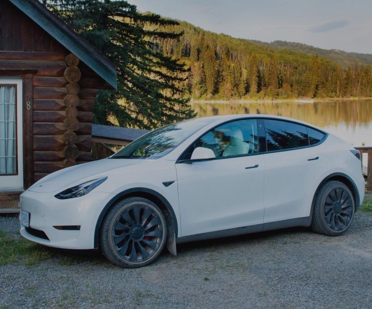 Lac Des Roches Resort │ ZEROCAR