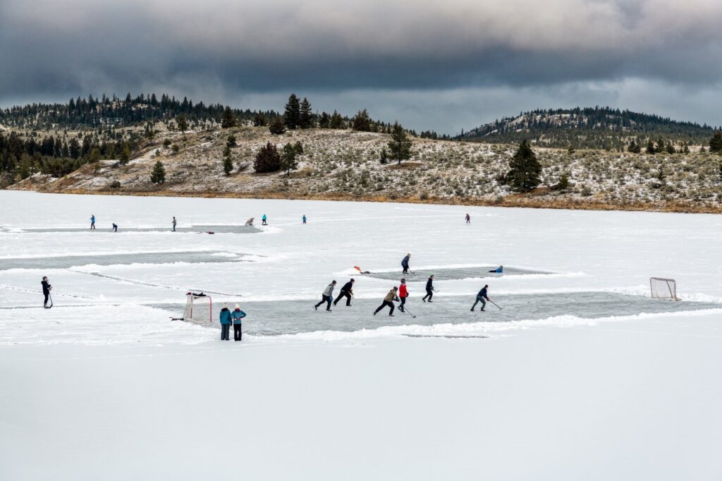 Skating & Pond Hockey in Inks Lake